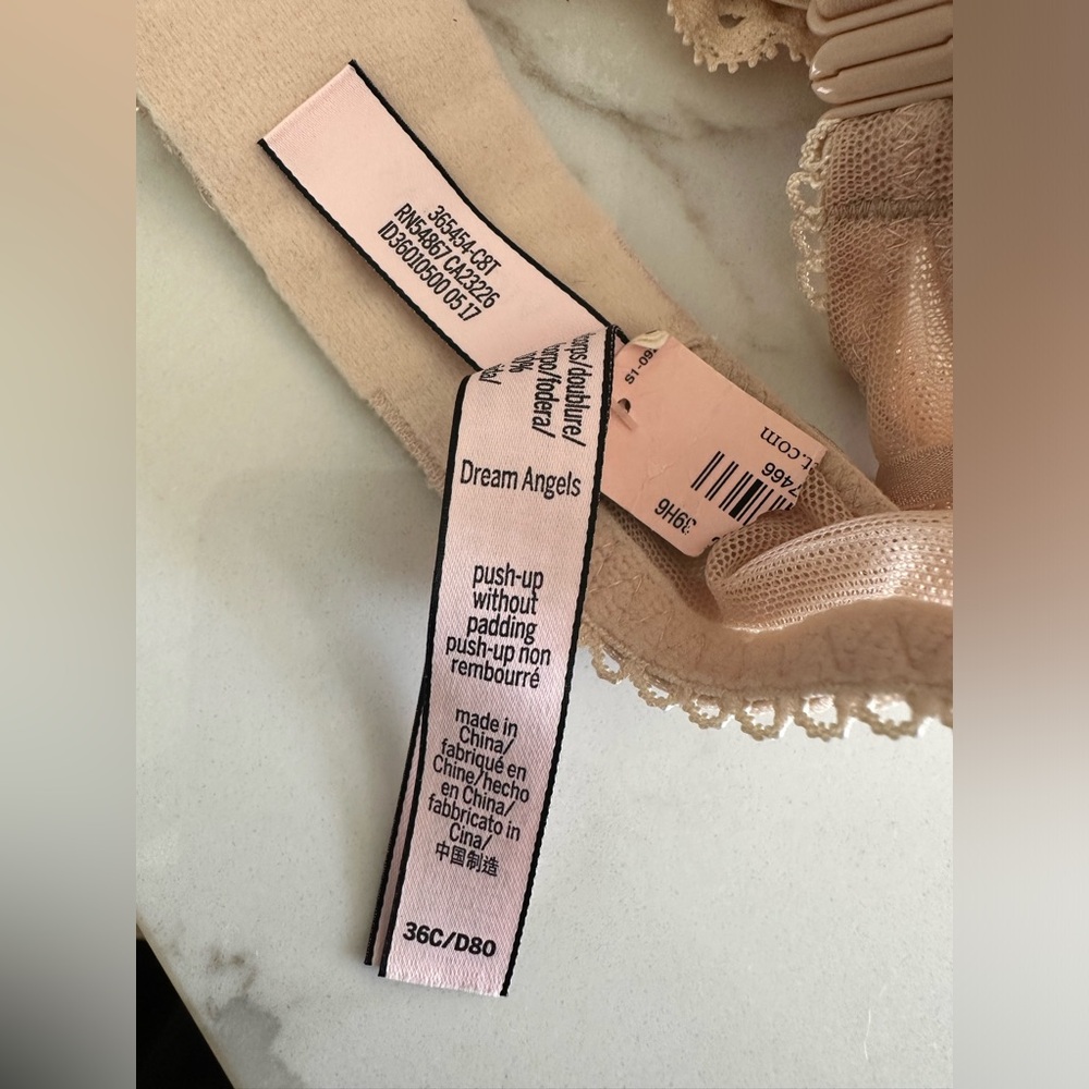 NEW Victoria Secret Dream Angels Nude Lace Push Up Bra without Padding-Size 36 C - Picture 3 of 4